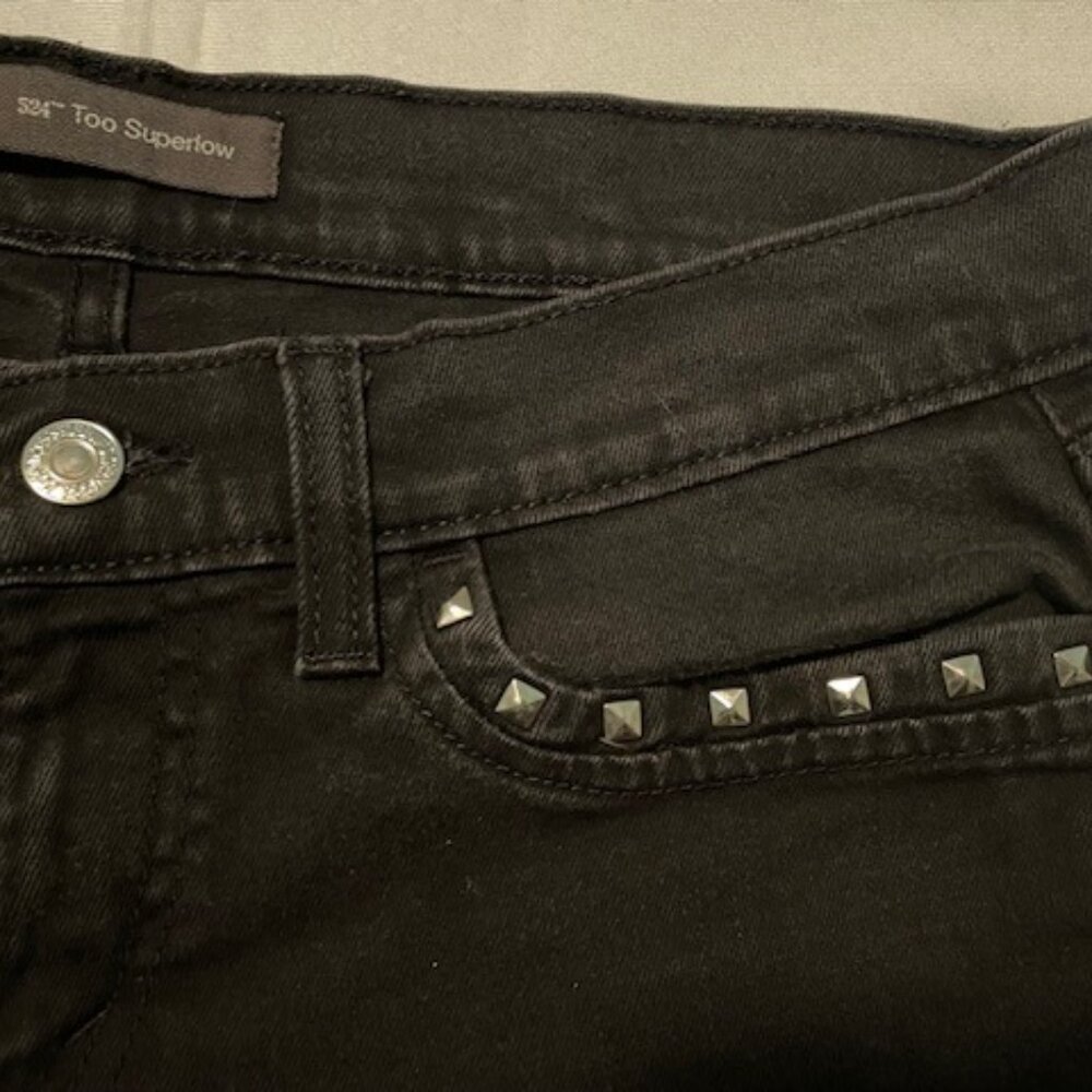 Women's Levis 524 Too super low‎ rivet pants